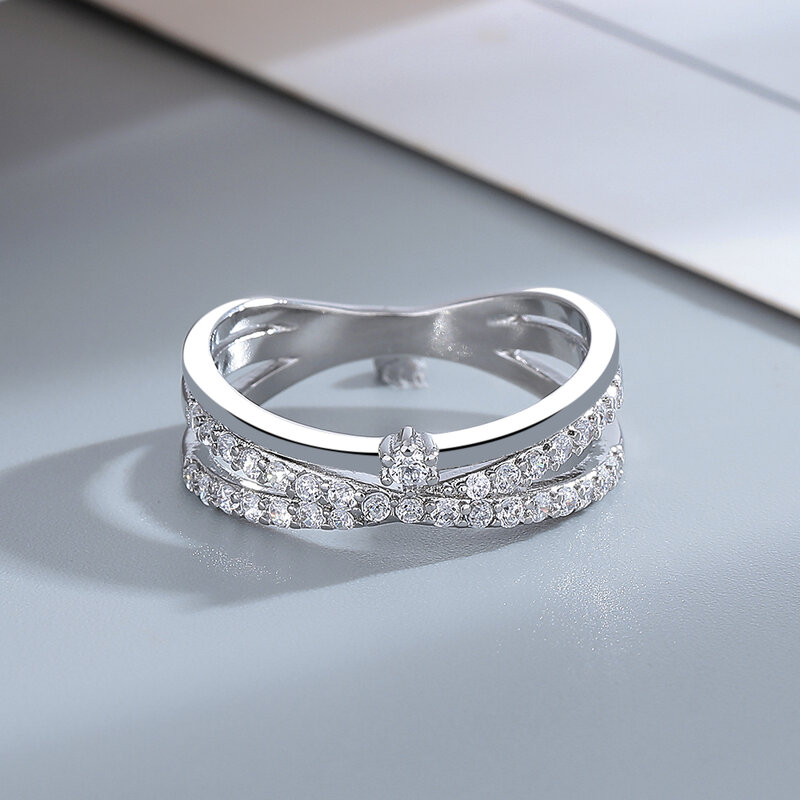 Przezroczysty pierścionek z kamieniem szlachetnym CZ Pierścionki ze srebra próby 925, prosty styl, srebrna biżuteria ręczna Pierścionki zaręczynowe dla kobiet