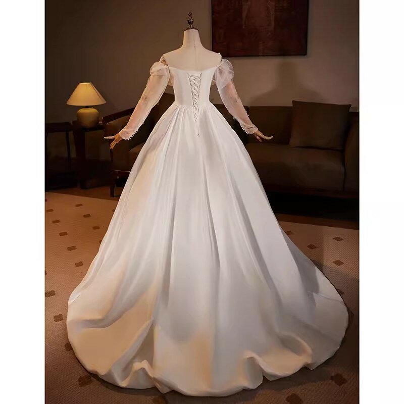 Платье свадебное атласное белое с длинным рукавом и бантом, 2024