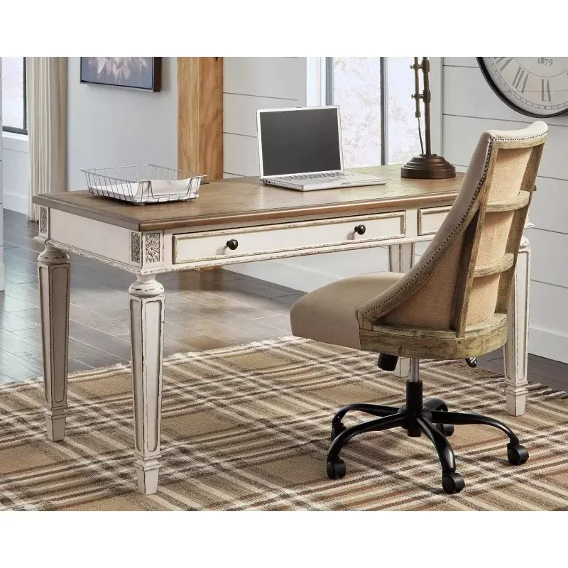 Signatur Design von Ashley Realyn Bauernhaus 60 "Home Office Schreibtisch mit USB-Aufladung, abgeschlagen weiß