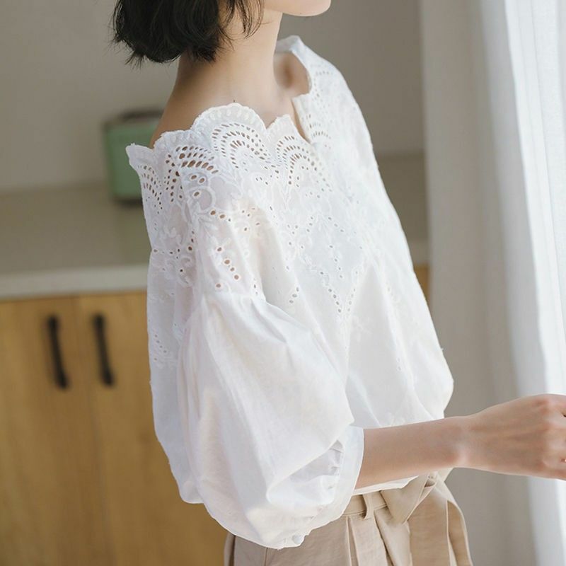 Белая женская рубашка с коротким рукавом, на одно плечо, Корейская версия, новинка, Свободный Топ с открытыми плечами, женская рубашка, лето