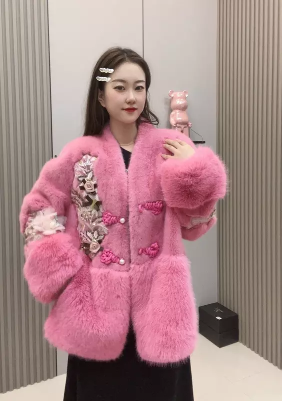 Fashion Sweet Long Sleeve Women's Faux Fur Coat Winter Chinese Style Beautiful Embroidery Flower Heavy Industry Faux Fur Coat
