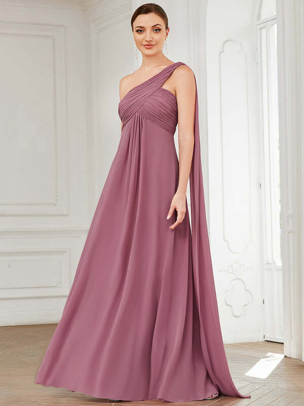 ピンクのシフォンの長いイブニングドレス,非対称の裸の肩,エレガント,女性用,ストラップレス,2024
