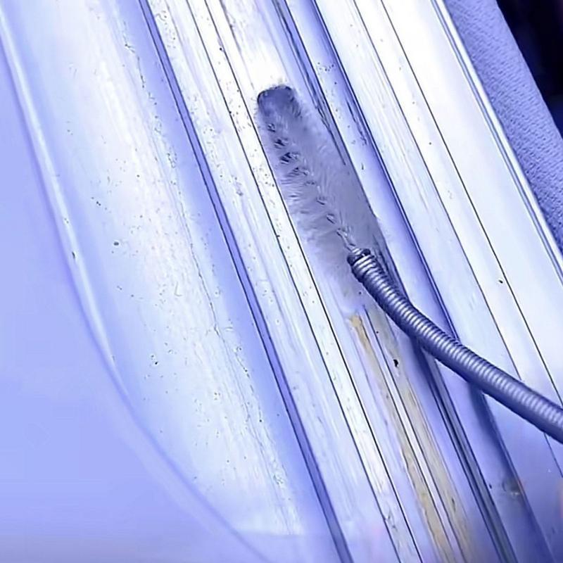 Sunroof sikat pembersih saluran pembuangan dapat ditekuk sikat gosok pembersih lubang saluran otomatis Sunroof selang panjang detail pembersih