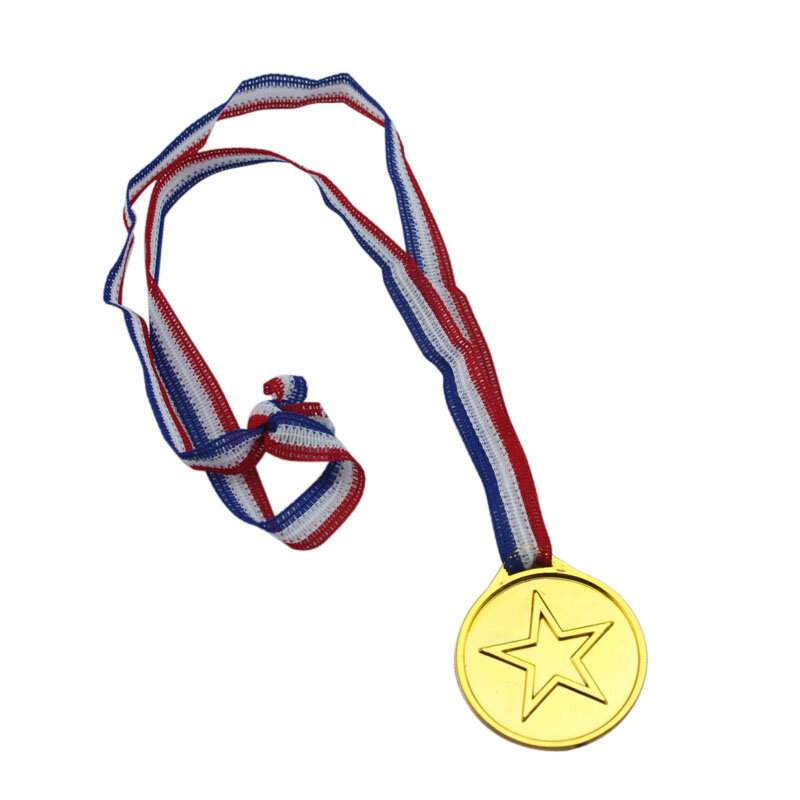 100pcs Crianças Gold Plastic Winners Medalhas Sports Day Party Bag Prêmio Prêmios Brinquedos Para decoração do partido
