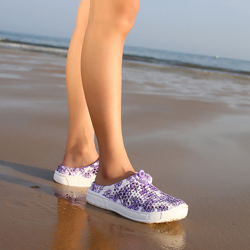 صنادل الشاطئ للنساء ، أحذية الصيف ، النعال مصمم جوفاء ، شباشب خفيفة ، 2020