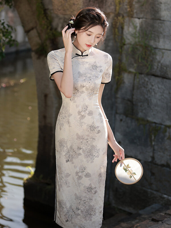 Cheongsam Bodycon com estampa floral feminina, Qipao chinês, vestido tradicional feminino, bainha de corte, tamanho grande, 3XL