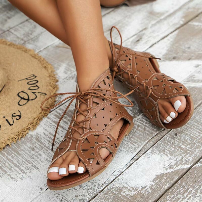 2024 Summer women's sandals Fashion sandals hollow comfortable breathable large size outdoor beach slippers