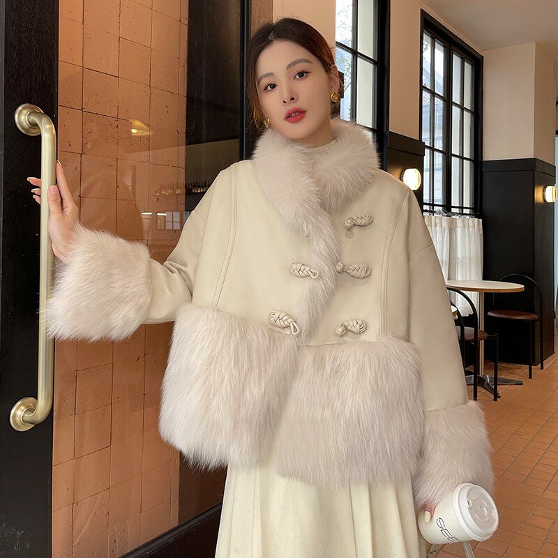 Женское меховое пальто с воротником-стойкой и тремя пуговицами, утолщенное теплое пальто из овечьей шерсти в китайском ретро-стиле с прострочкой, пуховое пальто с перьями, 1 шт.