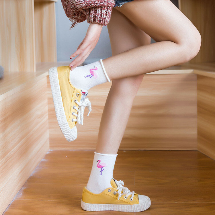 Fashion Academy Fengri seri katun kaus kaki Mid Tube kartun hewan Flamingo Curled kaus kaki mulut longgar wanita