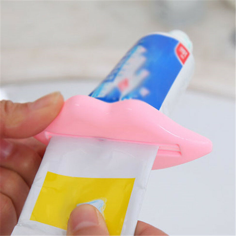 Hot Sale Toothpaste Tube Squeezer Lip Shape Tooth Paste Dispenser Cream Roller Squeezer Random Color Oral Cleaning Tool