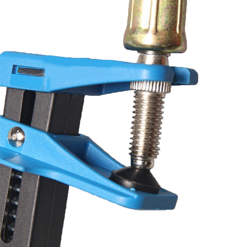4pcs Car brake oil pipe plug Automotive brake nozzle clamp oil tool brake tubing to prevent oil spills