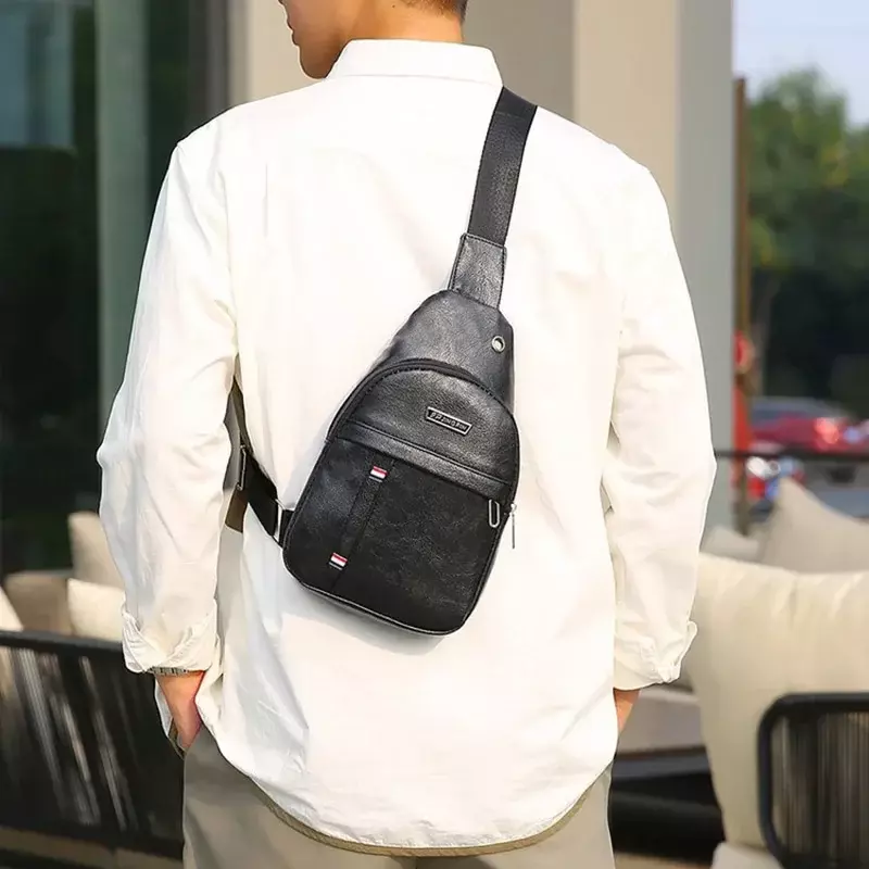 Tas bahu multifungsi pria, tas selempang Bisnis pengisian daya USB desain tas dada tahan air
