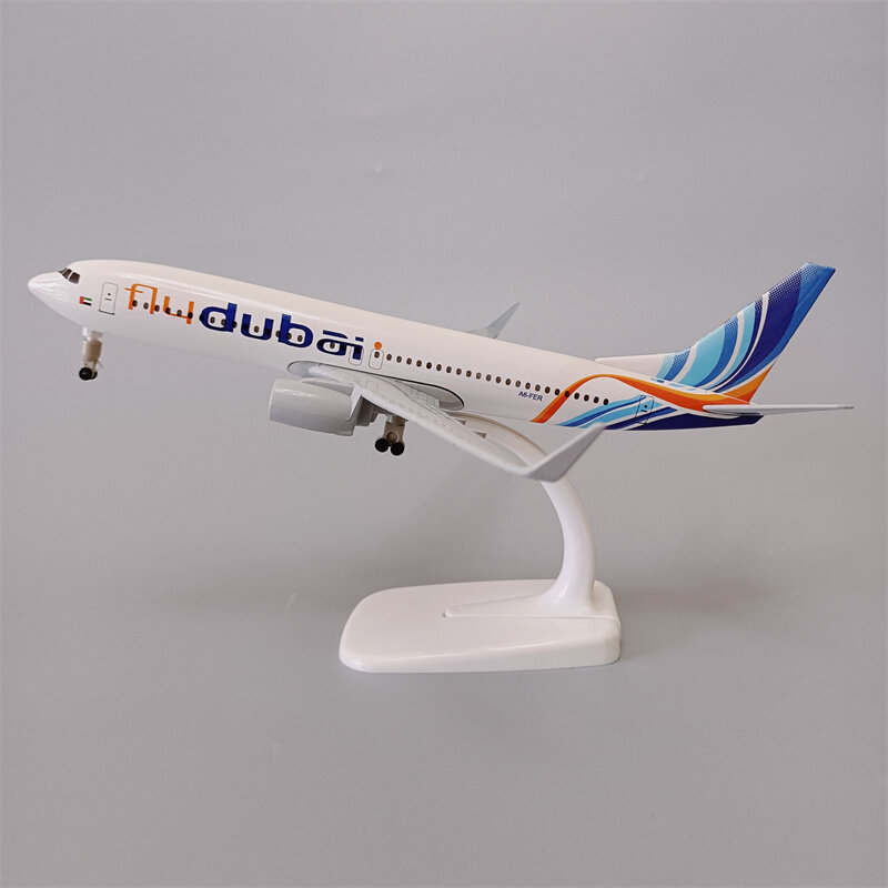 DUBAI Airlines Boeing B737 Air Plane Modelo, liga de metal, Air Fly Vôo, Diecast Aviões, Modelo com Rodas, Engrenagens de aterragem, 20cm