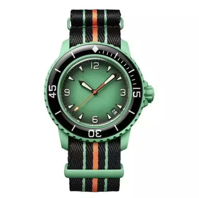 Jam tangan plastik pria, jam tangan AAA lima laut asli badai kualitas terbaik