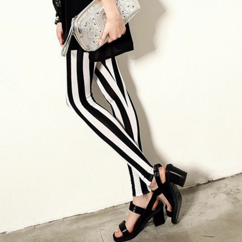 여성용 미드 라이즈 발목 길이 신축성 있는 레깅스 블랙 화이트 세로 줄무늬 프린트