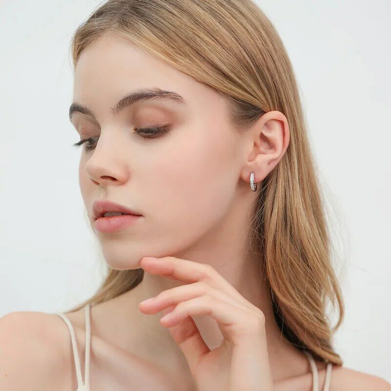 Neue 925 Sterling Silber glänzende Zirkon Ohrringe Frauen Kreis runde Ohrringe modische und elegante Schmuck Geburtstags geschenk