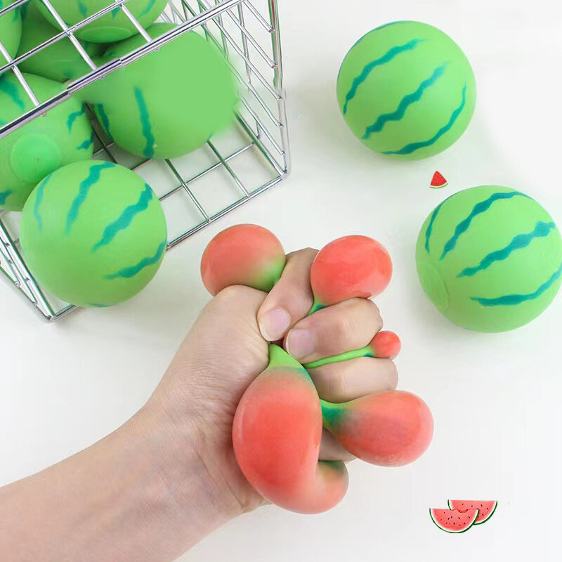 Nuovi giocattoli di compressione dell'anguria della frutta artificiale a rimbalzo lento palla di sfiato rossa per bambini giocattolo di decompressione per adulti