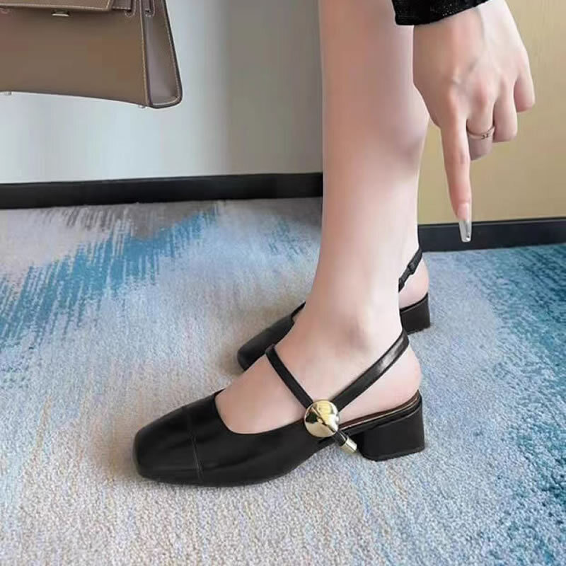 รองเท้าแตะสวมภายนอกสำหรับผู้หญิงสีทึบมีสายรัดปากตื้นด้านหลังรองเท้าส้นสูงสวมใส่สบายสำหรับฤดูร้อน2024