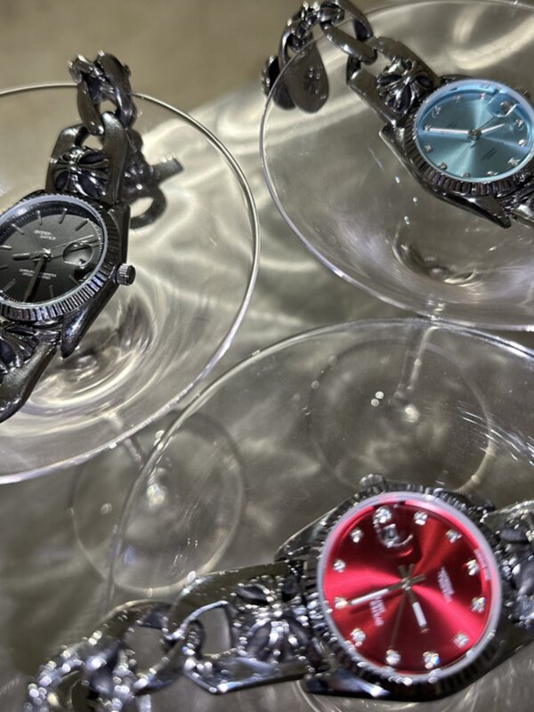 Y2k นาฬิกากลไกนาฬิกาควอทซ์แบบเฉพาะกลุ่มกันน้ำความผิดปกติของนาฬิกายี่ห้อแนวโน้มแฟชั่นแบบดั้งเดิม