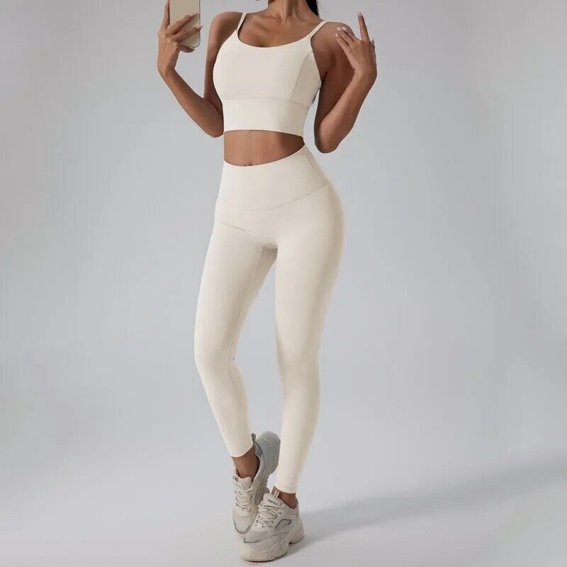 Dames Nieuwe Mode Strakke Hoge Taille High-End Hardloopsport Fitness Yoga Set Met Borstkussentjes