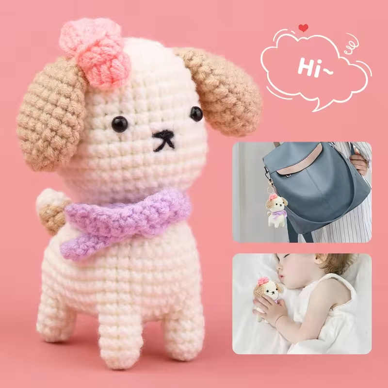 Cute Handmade Mini Plush Dog, Kit de crochê para iniciantes, Do-It-Yourself, Animal Knitting Toy, Atacado