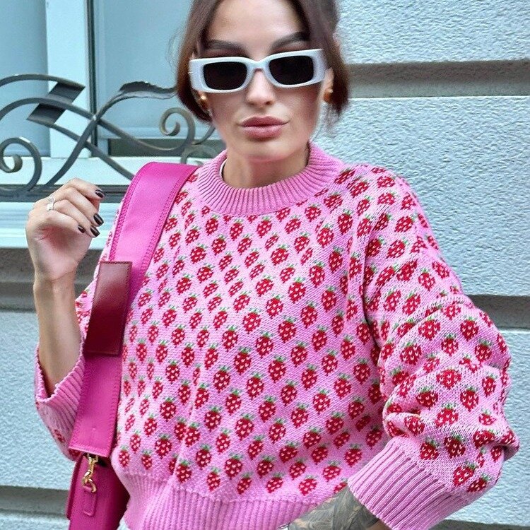 Suéter de punto con estampado de fresas para mujer, suéter informal de cuello redondo, contraste, estilo dulce, talla Extra, Otoño e Invierno