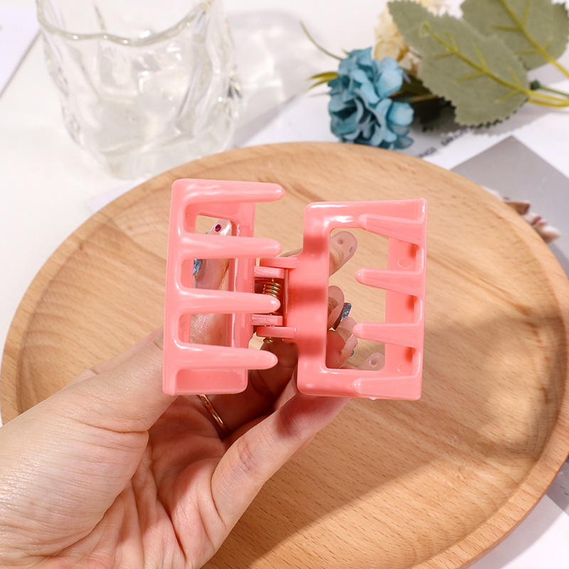 Fashion Pink Small Square Hair for Women Girl's Claws Acrylic Hair Clip Geometry Simple Hairpins Ponytail Clip Hair Accessories