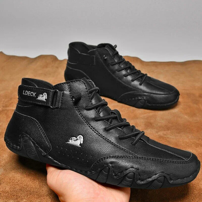 Мужские кожаные ботинки для прогулок, черные повседневные высокие кроссовки, обувь в римском стиле для улицы, мотоциклетные ботинки, 2023