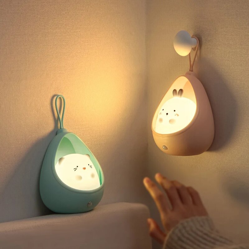 Lampu Malam LED Kelinci Kucing Kartun Lucu dengan Sensor Gerak USB Lampu Malam Silikon Isi Ulang untuk Kamar Tidur Hadiah Dekorasi Kamar Anak-anak
