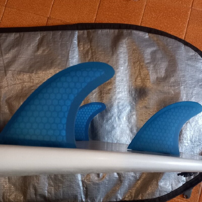 Juego de tres aletas UPSURF FCS, aletas de Surf S/M/L, aleta de tabla de Surf en forma de panal, estabilizador de Kayak, pestañas dobles Multicolor, 1 aleta