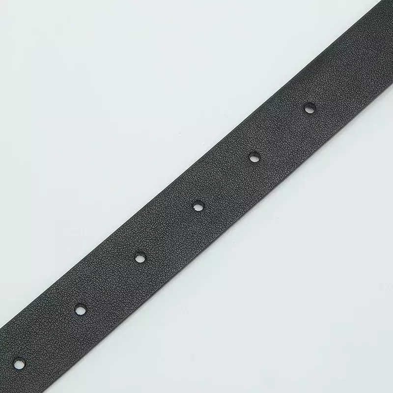حزام PU عصري مع إبزيم من سبائك الزنك للنساء ، بسيط ومتعدد الاستخدامات ، عالي الجودة