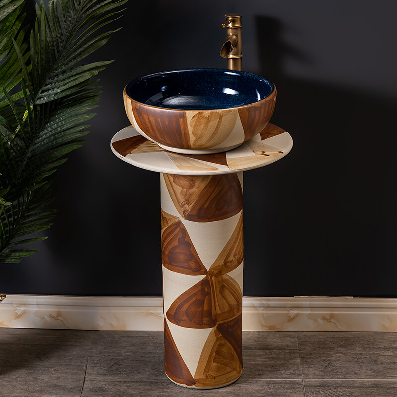 Ceramic vertical washbasin for household use