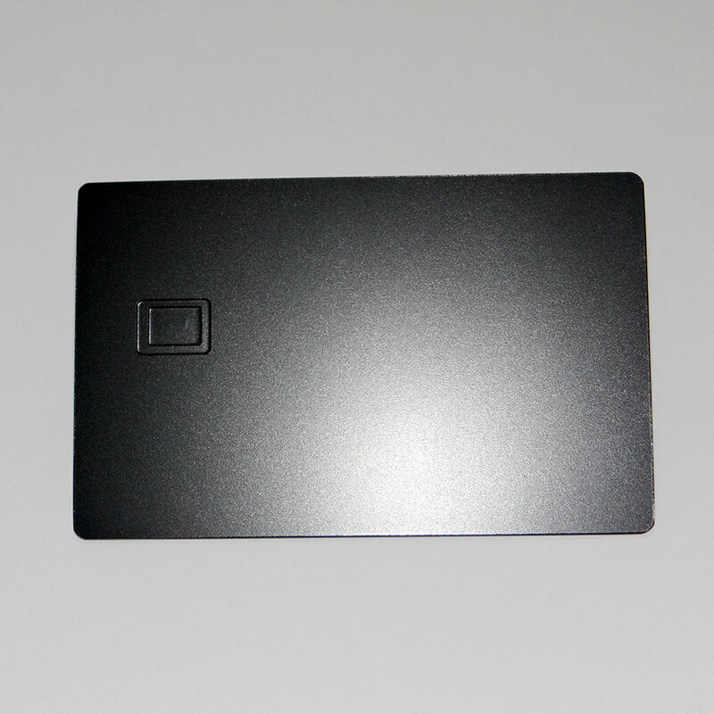 Small Chip Slot Metal Business Card, cartão de crédito com tira e assinatura, frete grátis, em branco 4442, 1Pc