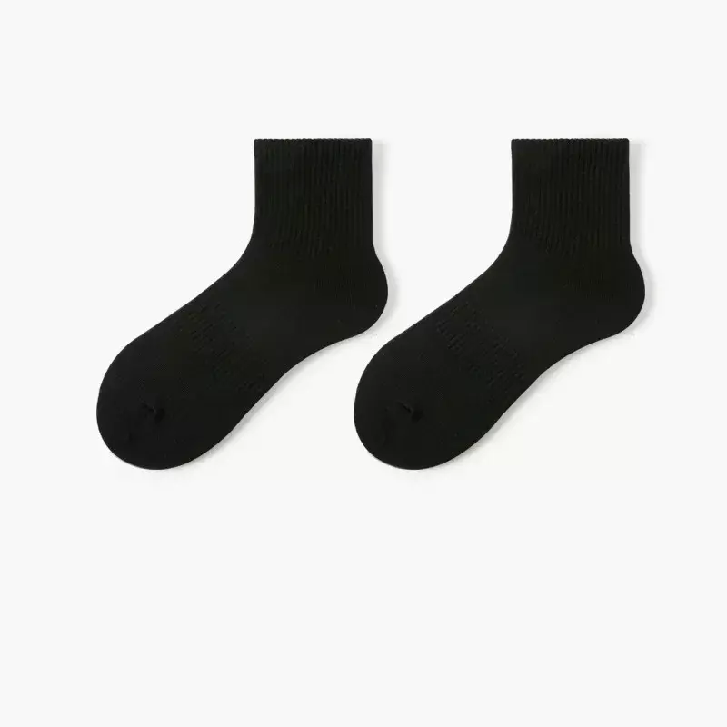 Kaus kaki hitam dan putih di musim panas tipis warna solid tumpukan kaus kaki setengah warna di musim panas kaus kaki pemanas es