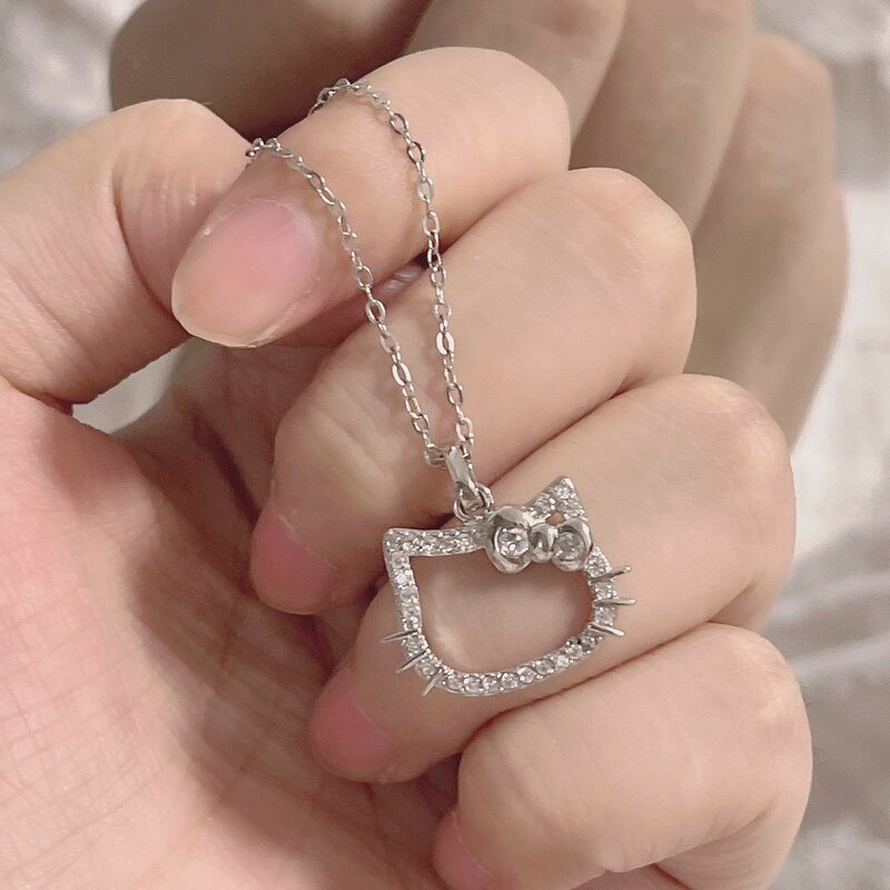 Collar de cadena de Hello kitty Sanrio para niños, bonito anillo de cristal de gatito ahuecado de dibujos animados para mujeres y niñas, regalo de cumpleaños