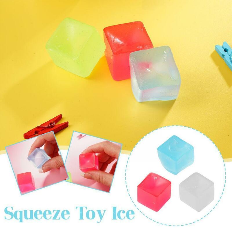 Squeeze Paw Cube Relief Toy, Mini Brinquedos, Mochi Bloco de Gelo, Stress Ball, Fidget, Peixe Kawaii, Transparente, S9f9