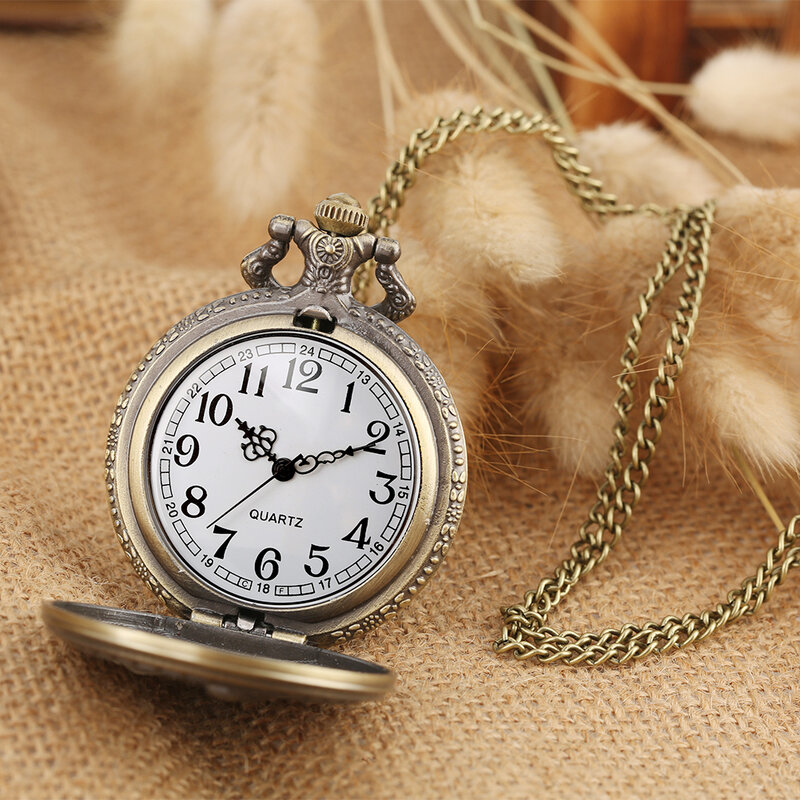 Vintage Gifts Steam Train Bronze Pocket Watch Men Women With Necklace Chain Arabic Numerals Quartz Analog Retro Pendant Clock