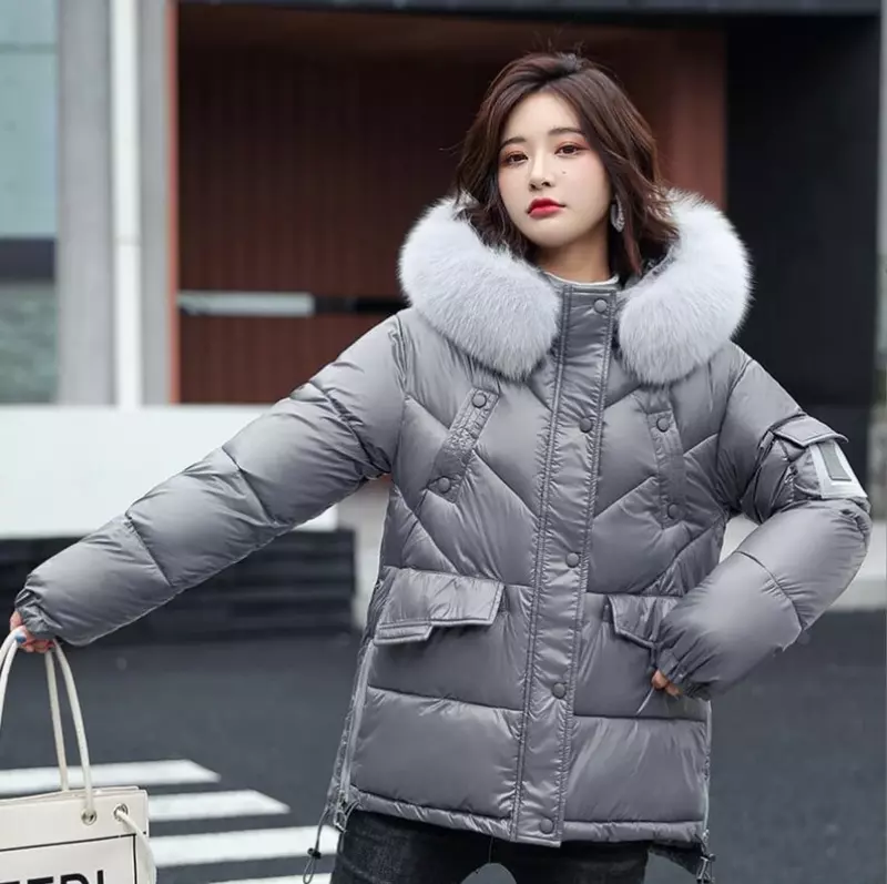 Moda europea bianca giacca invernale da donna grande pelliccia con cappuccio spessa piumino parka giacca femminile cappotto invernale caldo per le donne 2023 nuovo