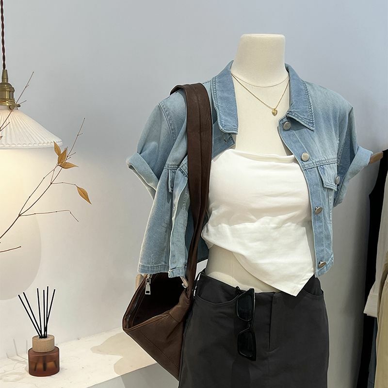 Jaket Denim kancing sebaris musim panas baru 2023 untuk wanita jaket lengan pendek kerah lipat longgar mantel Crop Mode Korea