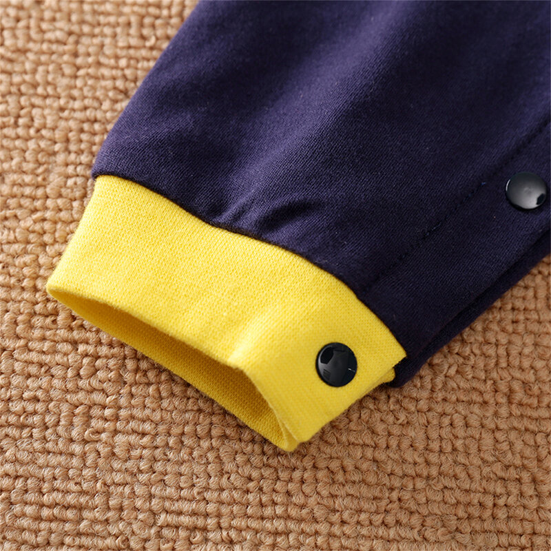 Patat-長袖のベビージャンプスーツ,ストライプの刺繍が施された綿100% のジャンプスーツ