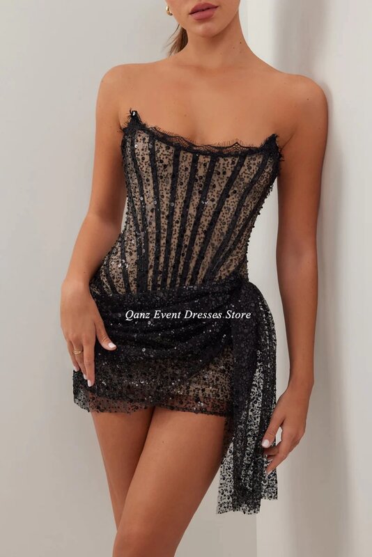 Qanz czarne krótkie suknie balowe specjalne materiał brokatowy bez ramiączek cekiny tiul formalna okazja klubowe suknie na bal maturalny sukienki Mini impreza