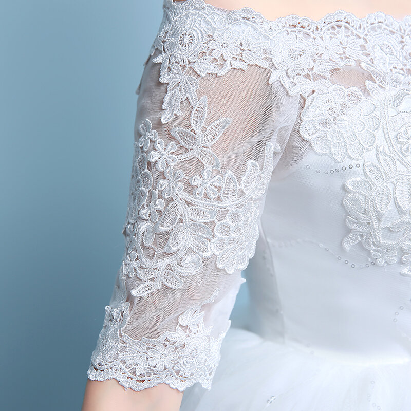 Женское свадебное платье с коротким рукавом, открытыми плечами и шнуровкой