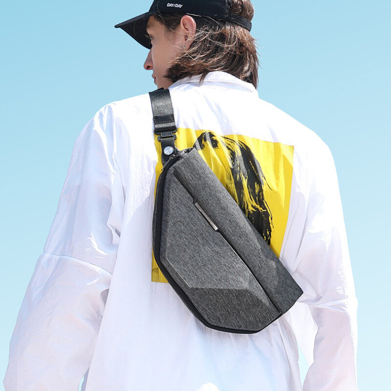 Chikage Coreano Moda Unisex Peito Bag Multi-função dos homens Crossbody Shoulder Bag Expansão Negócios Shell Duro Pequeno Saco