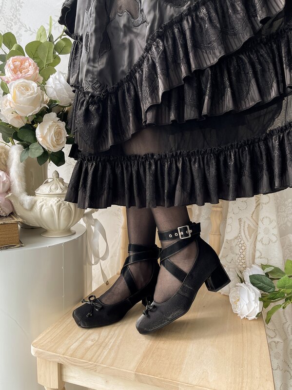 Oryginalne w stylu Lady Girls Lolita kwadratowe noski paski na kostkę eleganckie baletowe damskie buty z kokardą satynowe buty w jednolitym kolorze