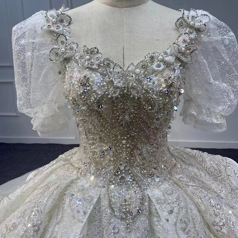 Elegante vestido de noiva mangas curtas, Crystal vestido de baile, vestido de casamento Beading, design popular, novo, 2024