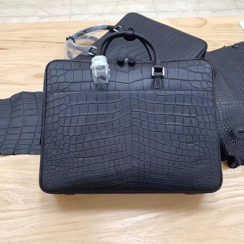 2023 new genuine crocodile leather skin briefcase men laptop bag luxury aligator leather skin men business bag black Blue color
