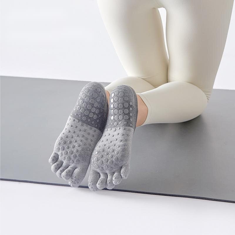 Новинка 2023, Хлопковые женские спортивные носки для йоги, противоскользящие дышащие спортивные носки с перекрестной спиной для спортзала, пилатеса, танцев, с разрезом на щиколотке
