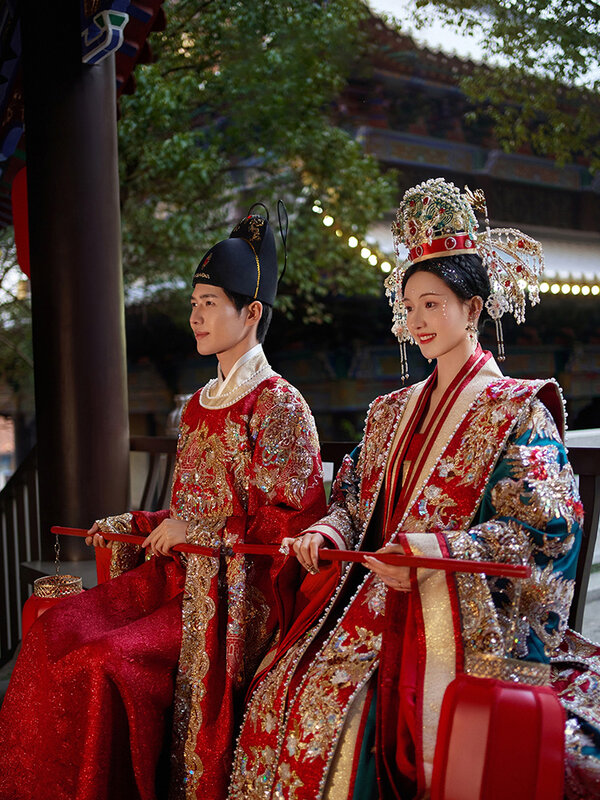 Hanfu فستان زفاف على الطراز الصيني ، تاج فينيكس ، فستان العروس Xihe Fu ، الرأس التقليدي ، ثوب الزفاف مع قطار طويل