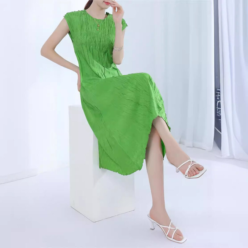 Miyake-vestido plisado de cuello redondo para mujer, prenda informal sin mangas, elegante, ajustado, con estampado sólido, falda de temperamento, novedad de verano 2024