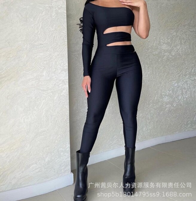 2024ใหม่สำหรับผู้หญิงชุดจั๊มสูทแขนกุดสีดำเปิดไหล่ข้างเดียวมีสายรัดด้านข้างกางเกงขาเล็กจั๊มสูท